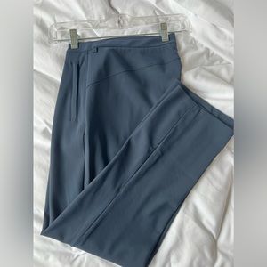 Lululemon Womens Cropped Trouser Pants Size 8 Navy